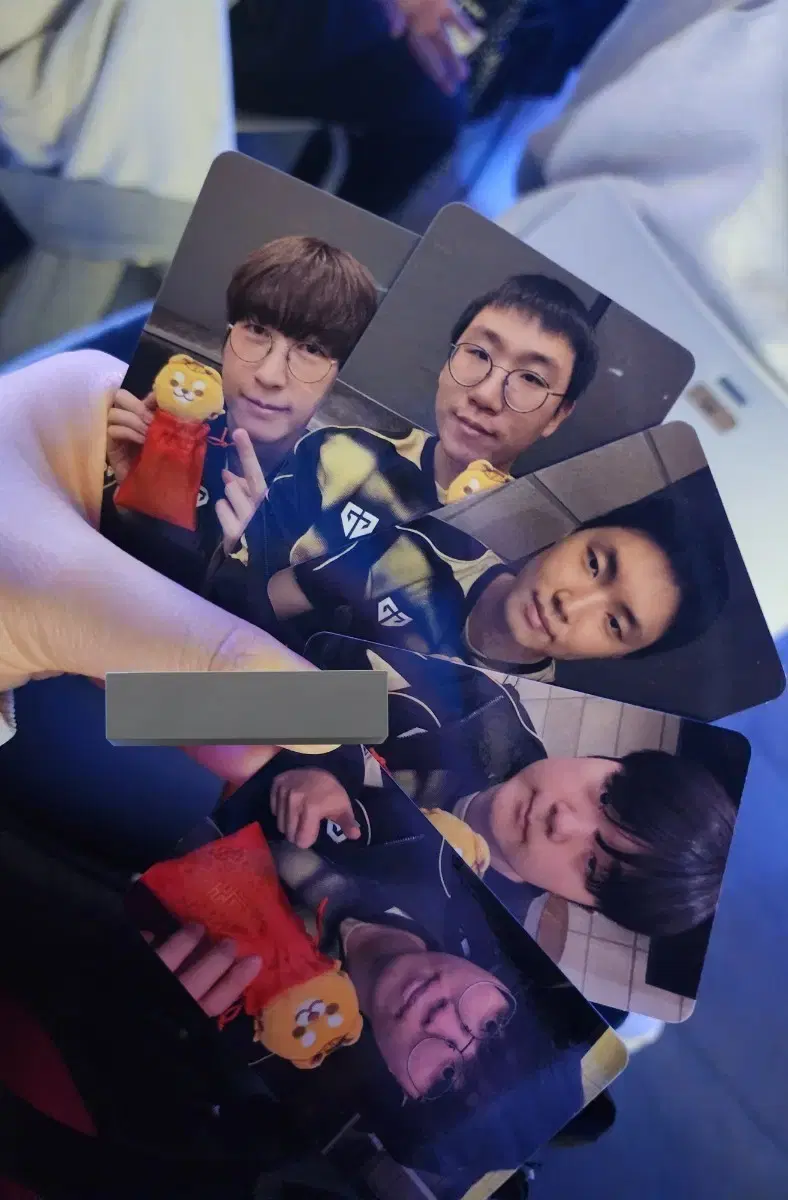 thumbnail-0